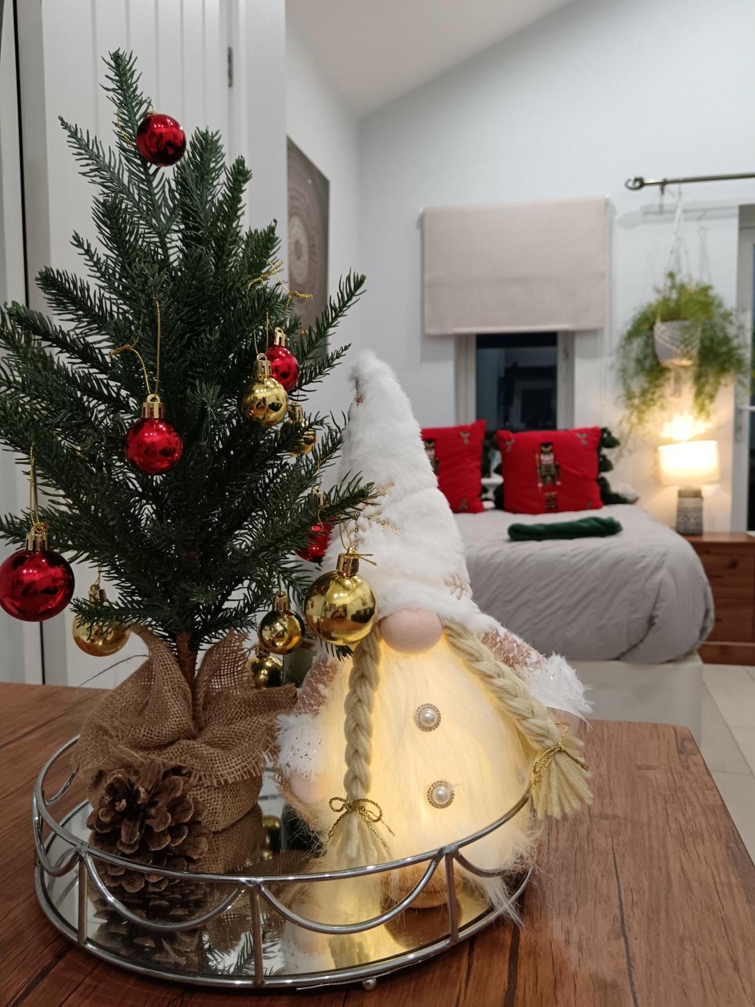New, Stylish Studio Flat With Private Patio And Free On-Street Parking Check Out At 11Am Bournemouth Zewnętrze zdjęcie